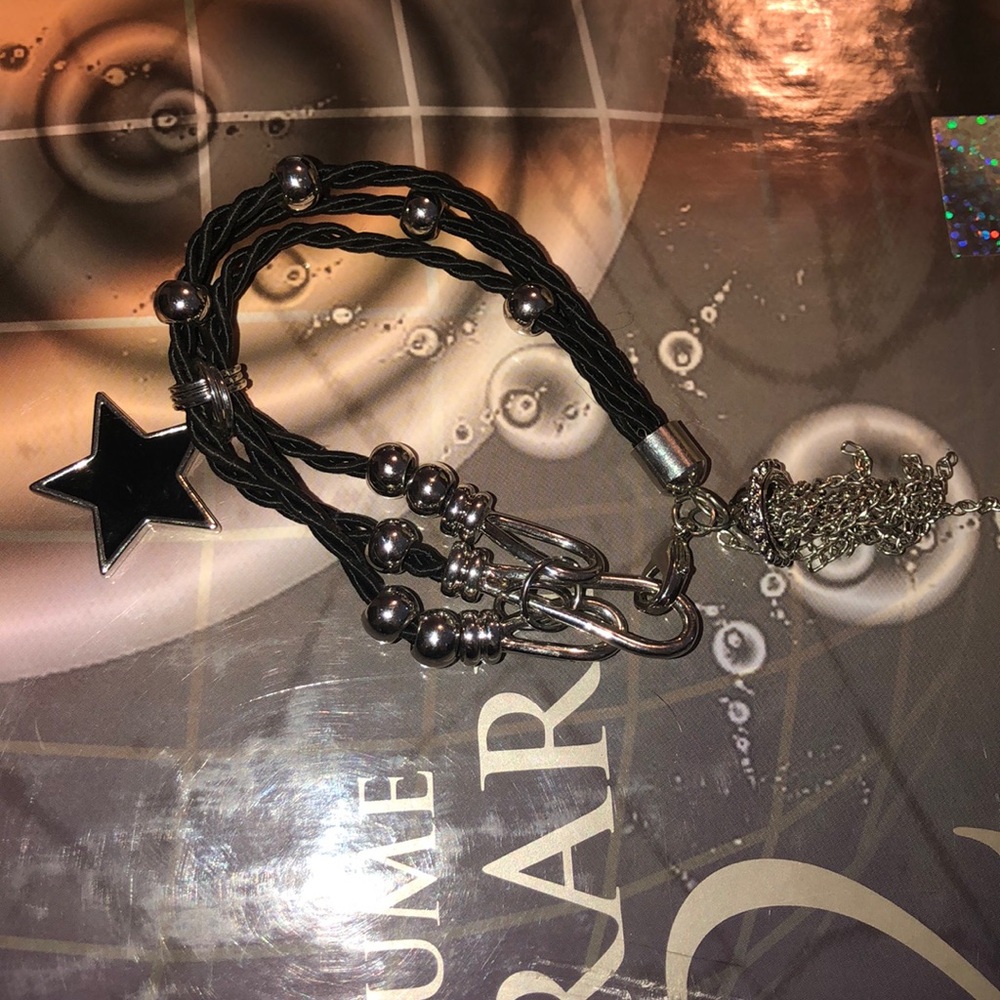 Bracelet